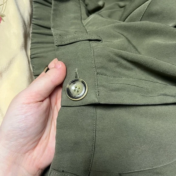 Women’s Olive Green Wide-Leg Pants - Picture 3 of 3